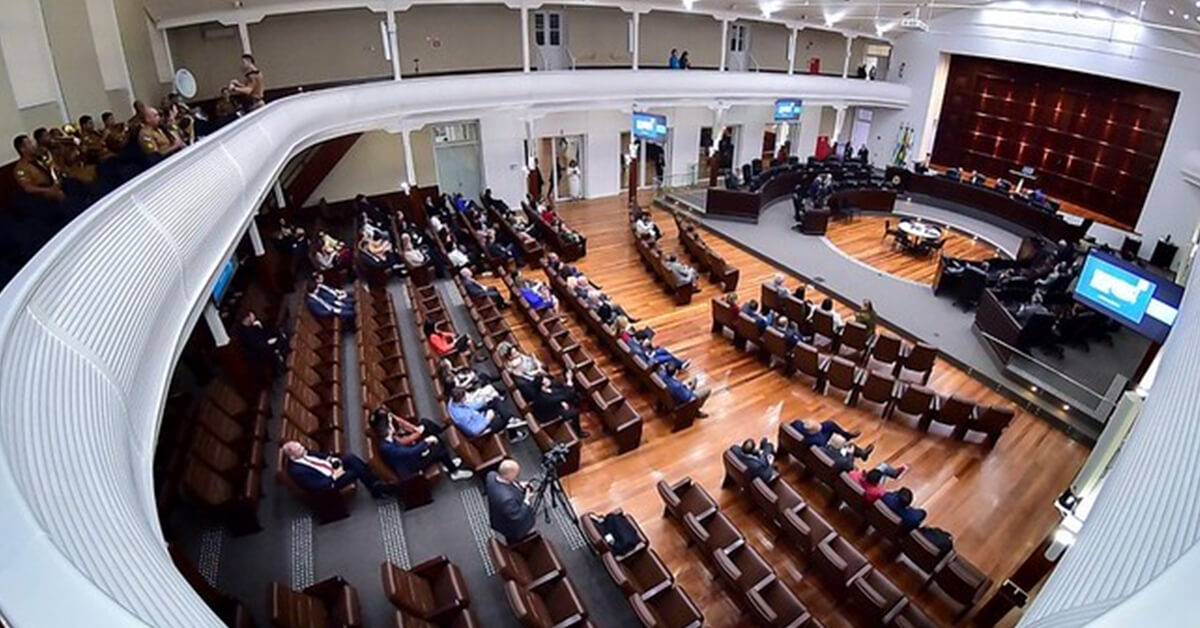T�cnico Judici�rio - �rea Administrativa: o que voc� precisa saber sobre a porta de entrada dos tribunais
